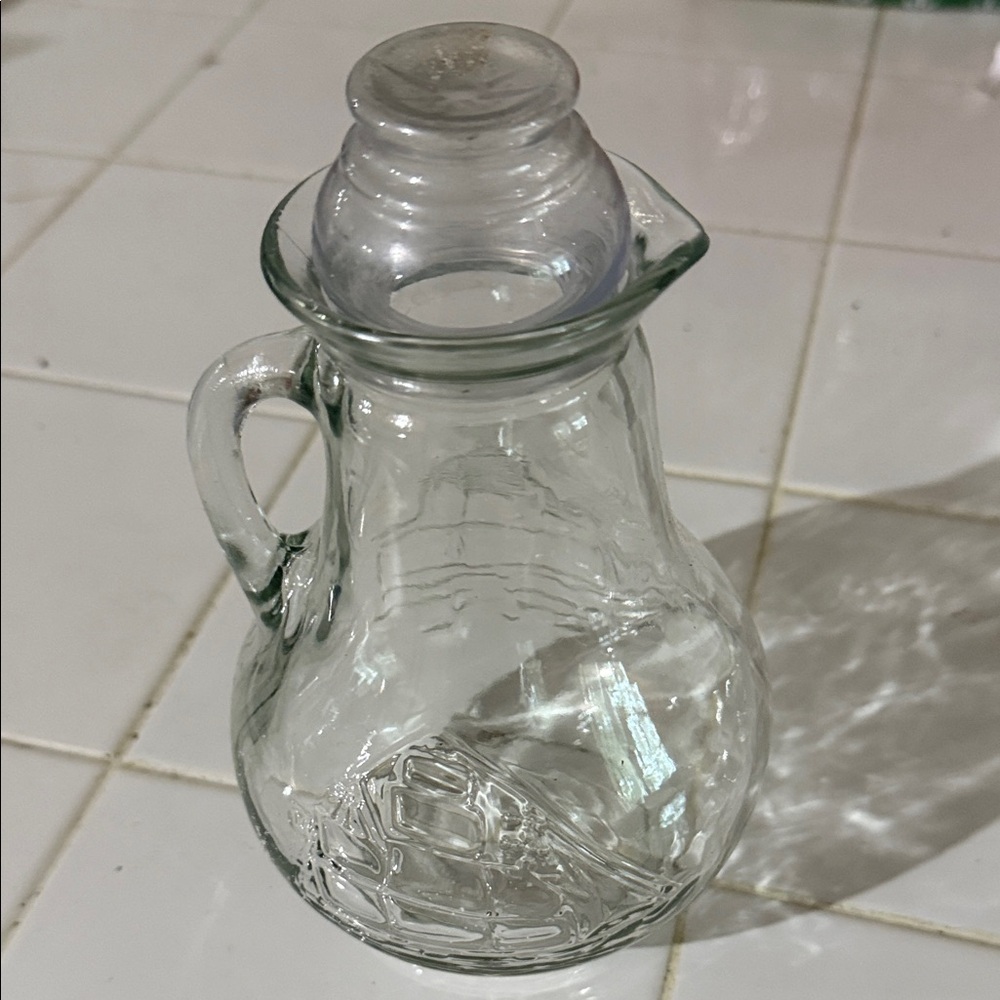 Clear Glass Pitcher with Lid